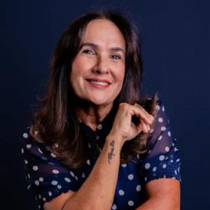 andrea carvalho